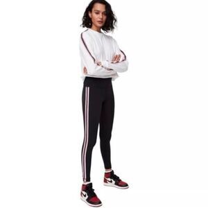 #512 ARITZIA TNA Atmosphere Leggings